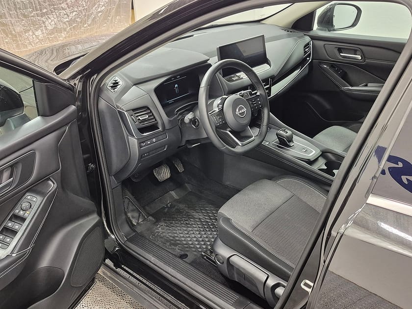 Bild 2 av Nissan Qashqai 1.3 DIG-T 158HK XTRONIC N-Connecta