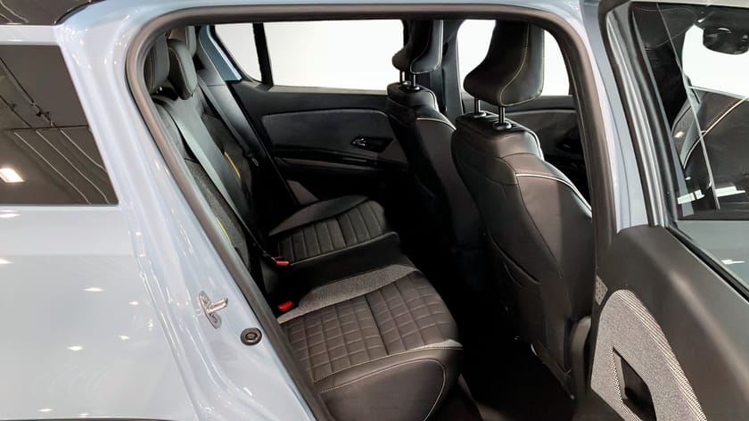 Bild 5 av Renault 4 E-Tech Iconic 52kWh KAMPANJ 0% ränta