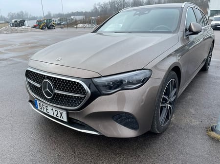 Mercedes-Benz E 300 T e KOMBI Plug in 313HK Airmatic Burmester
