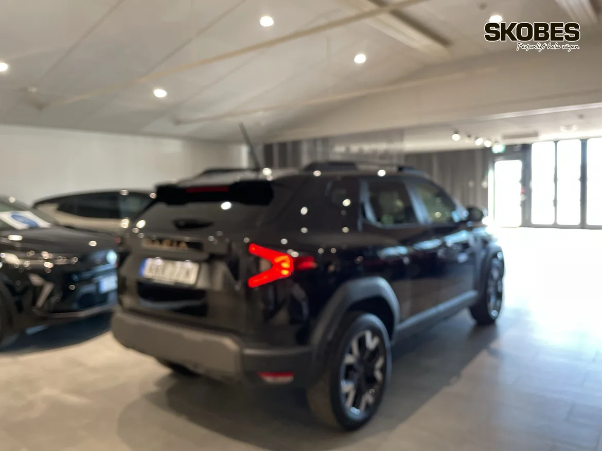 Dacia Duster HYBRID 140
