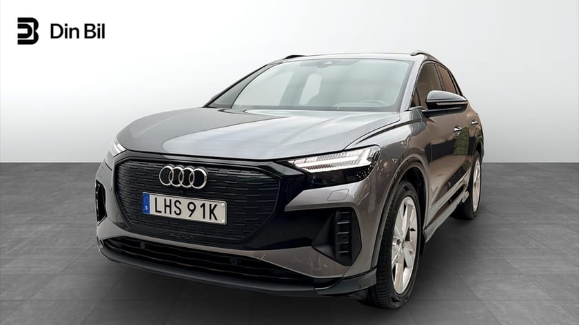 Bild 1 av Audi Q4 50 e-tron quattro 299HK NAV Backkamera Black Optik