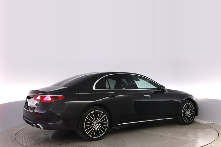 Bild 3 av Mercedes-Benz E 300 d e 4MATIC 300de Sedan AMG Adv. Ed. 4.95% RÄNTA