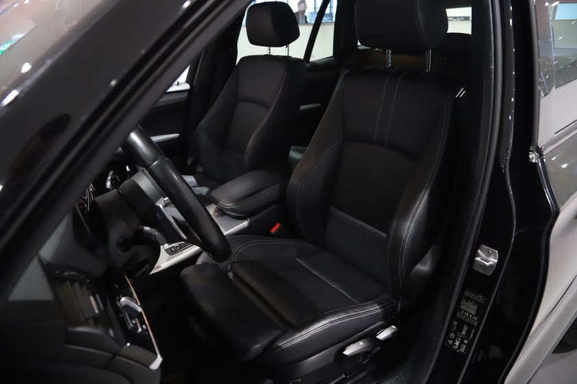 Bild 5 av BMW X3 xDrive20d M Sport Värmare Navi Dragkrok - Autowåx Bil
