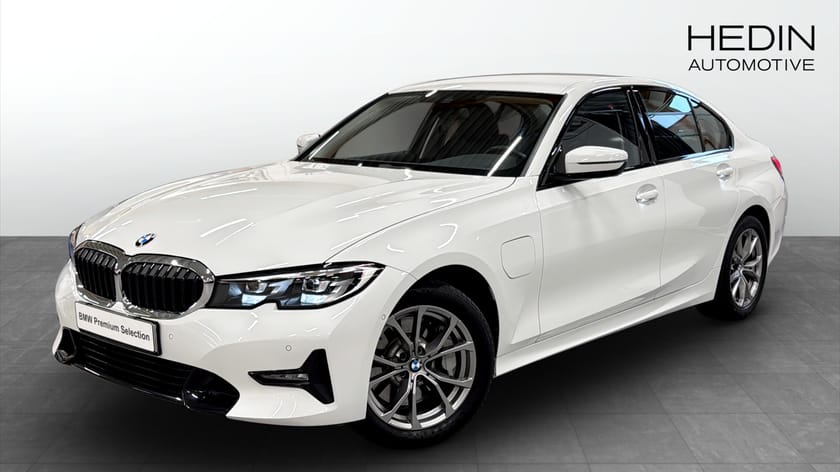 Bild 1 av BMW 330e xDrive Sedan Sportline Rattvärme Kupévärmare Backkamera Hifi