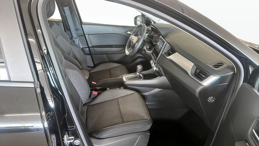 Bild 3 av Renault Captur 1.3 TCe EDC 140 Hk
