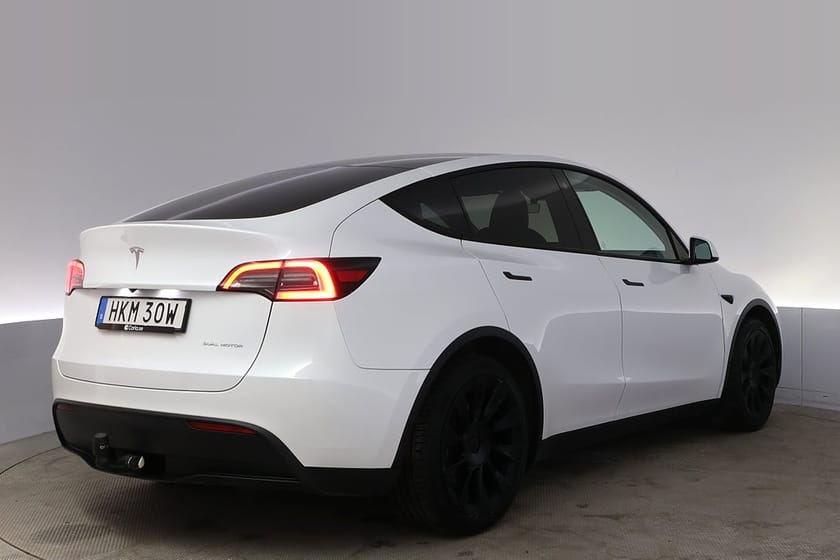 Bild 5 av Tesla Model Y Long Range AWD Autopilot 20" Pano Drag