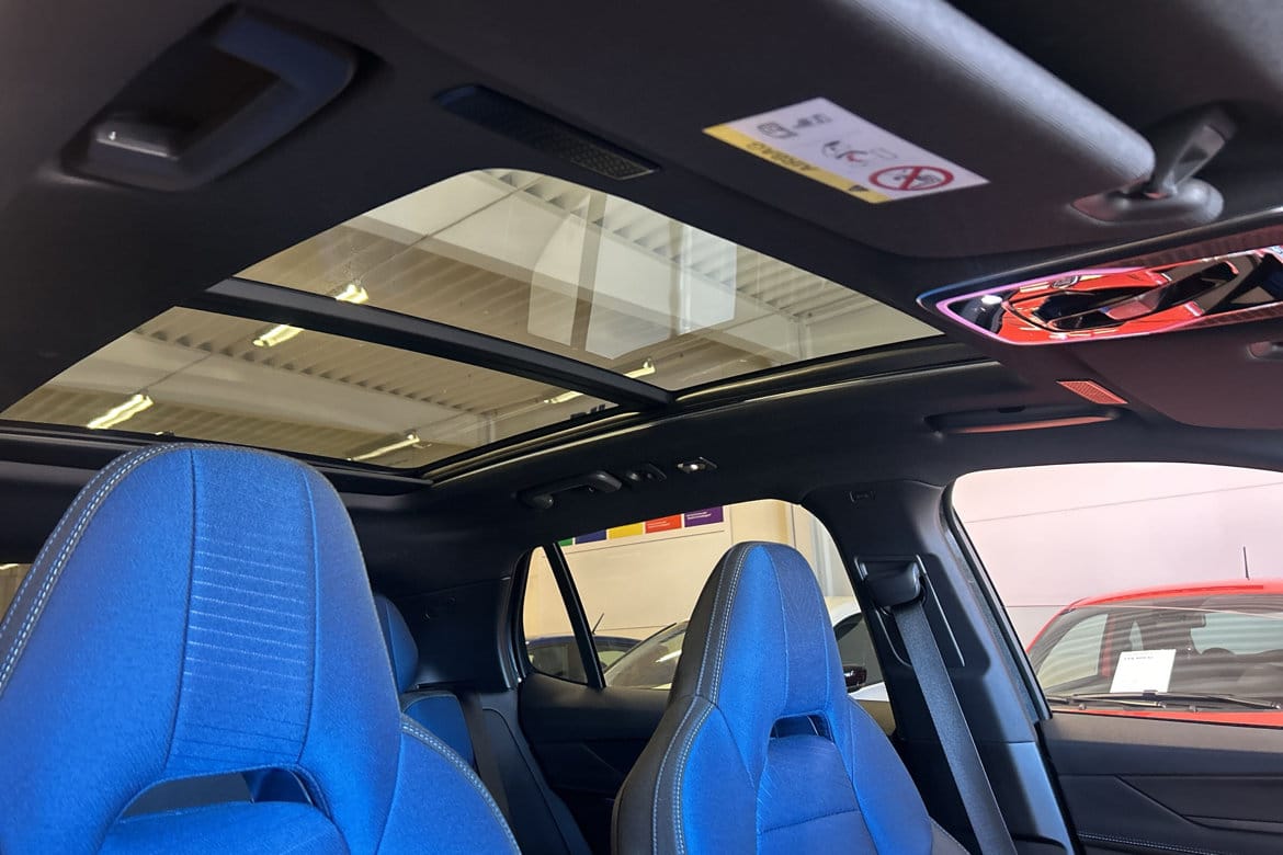 Lynk & Co 01 PHEV