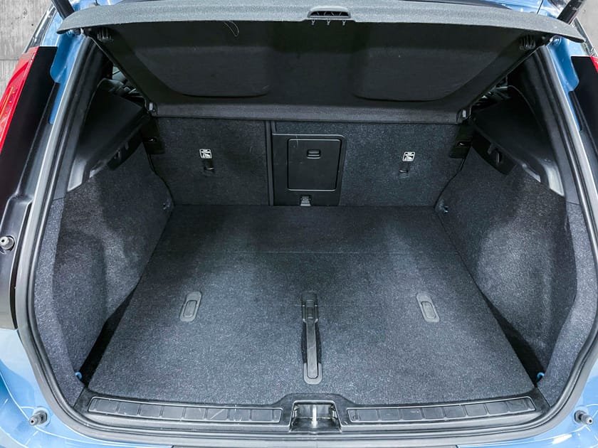 Bilde 4 av Volvo XC40 Recharge Single Motor Plus FWD VARME.P|EL.SETE|KLIMA.PK