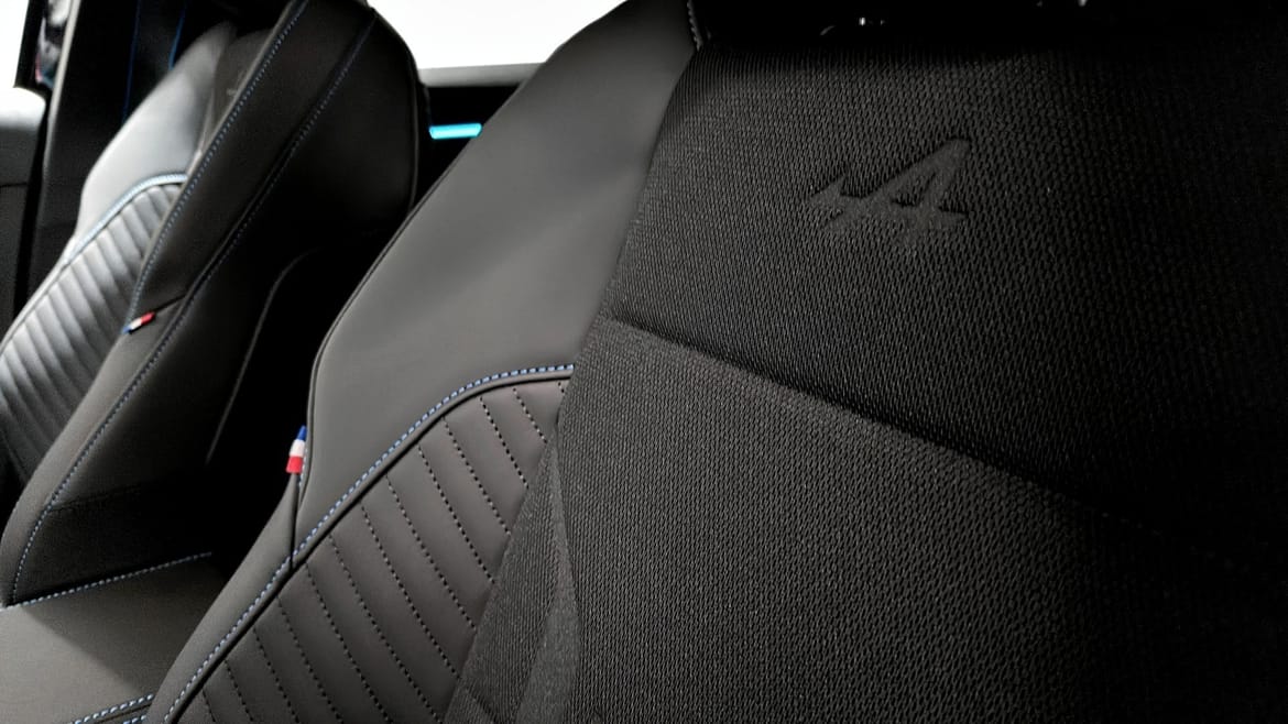 Renault Scenic E-Tech 87 kWh, 218hp, 2024