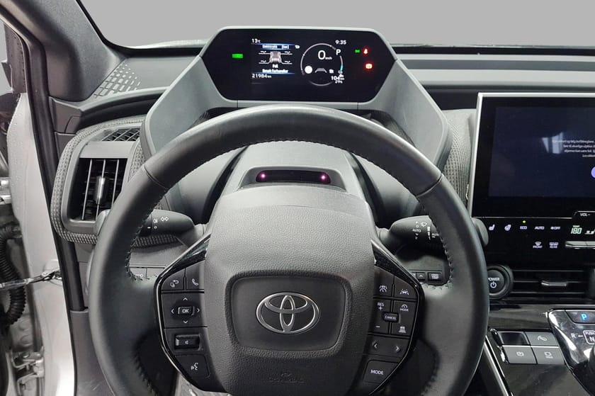 Bilde 5 av Toyota bZ4X AWD Active Tech - LED - Adaptiv cruise - Kamera +++