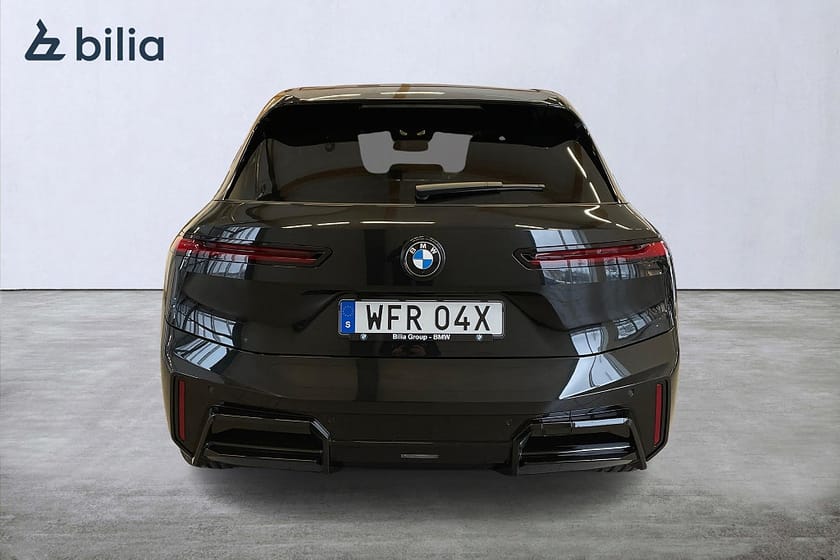 Bild 4 av BMW iX xDrive60 Fully Charged M Sport Edition Panorama Drag