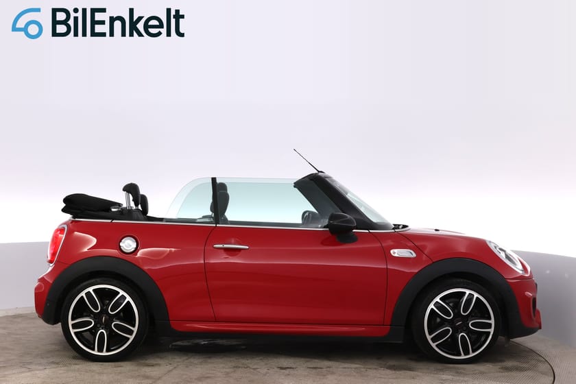 Bild 2 av MINI Cooper S Cabriolet JCW 192hk Kamera Navi H&K