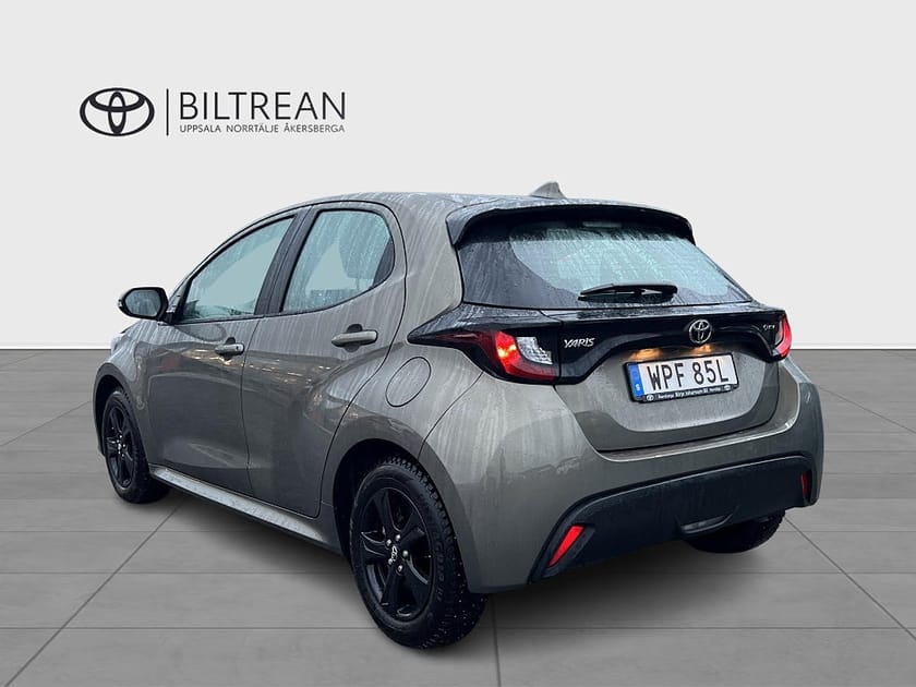 Bild 4 av Toyota Yaris Hybrid 115 1,5 Active Komfortpaket V-hjul ingår