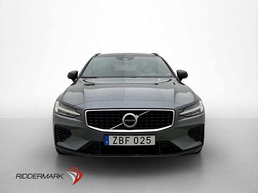 Bild 2 av Volvo V60 T6 AWD R-Design VOC Kamera Navi CarPlay Skinn Drag