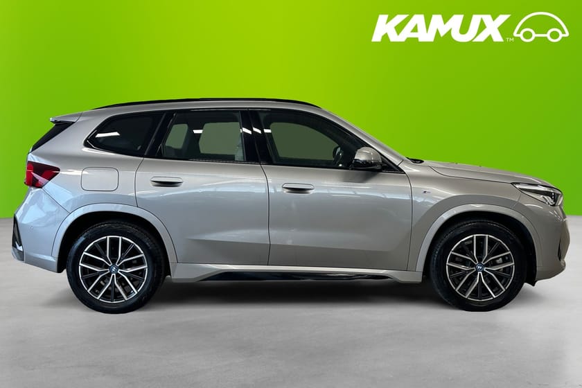 Bild 2 av BMW X1 xDrive25e M Sport Wide Drag 245hk