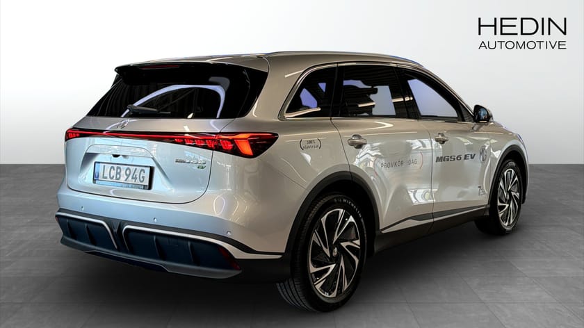 Bild 2 av MG S6 EV Dual Motor LUXURY 77 KWH AWD - LADDKORT 15 000KR