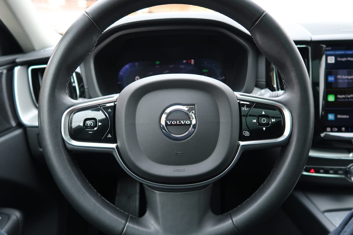 Volvo XC60 2023 - miniatyr 12