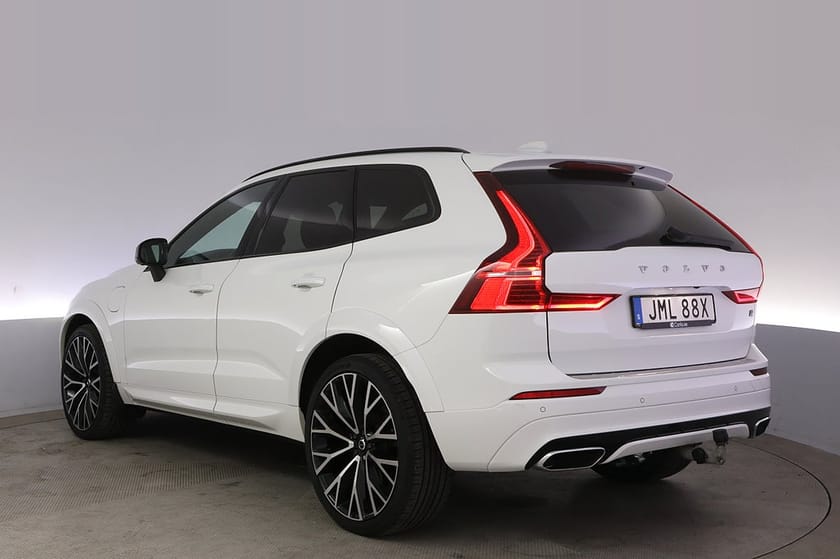Bild 4 av Volvo XC60 Recharge T8 AWD R-Design Drag Pano HK Elstol 360