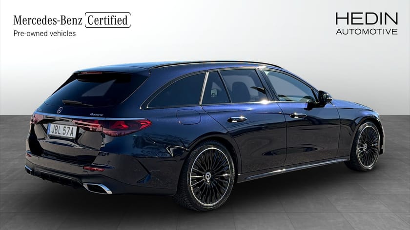 Bild 2 av Mercedes-Benz E 300 d e 4MATIC T E300DE AMG Line Burmester Pano