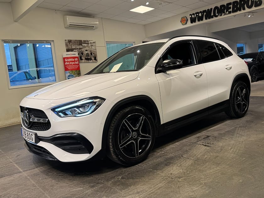 Bild 2 av Mercedes-Benz GLA 200 d 8G-DCT AMG Night paket Widescreen Värmare