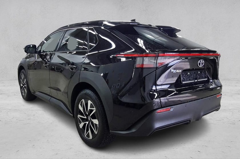 Bilde 3 av Toyota bZ4X AWD Executive - Skinn - Adaptiv cruise - 360 kamera