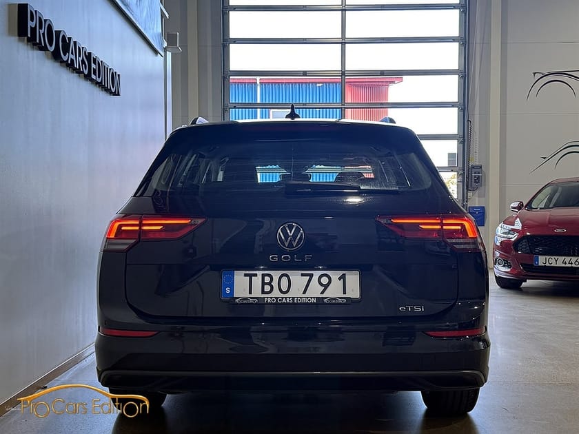 Bild 5 av Volkswagen Golf Sportscombi 1.5 eTSI 131hk | Carplay | Cockpit