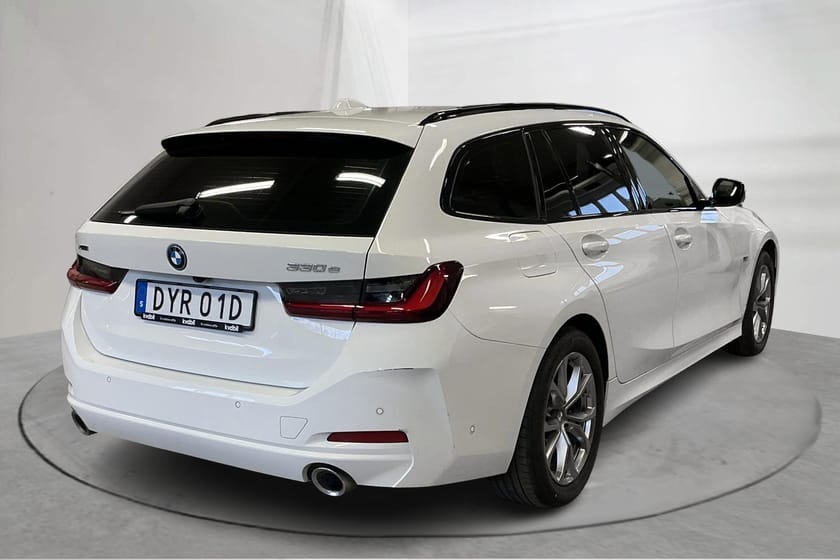 Bild 3 av BMW 330e xDrive Touring LCI, G21 (292hk)