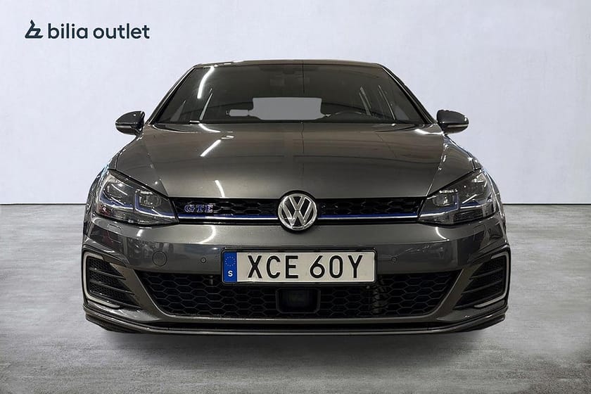 Bild 3 av Volkswagen Golf GTE 1.4 TSI Cockpit / Värmare / CarPlay / Adaptiv farth
