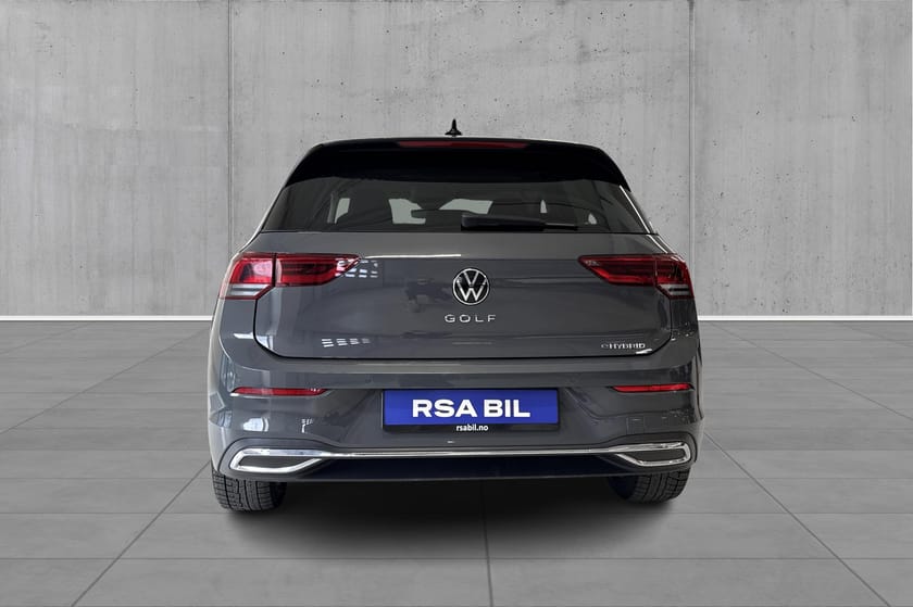 Bilde 4 av Volkswagen Golf eHybrid 1,4L 204HK, Hybrid, Hengerfeste, Rattvarmer