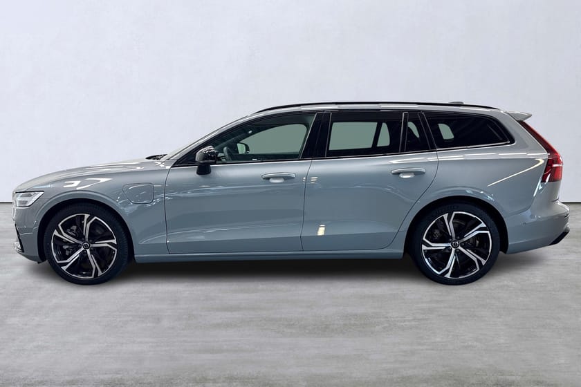 Bild 2 av Volvo V60 T6 Plus Dark Edition