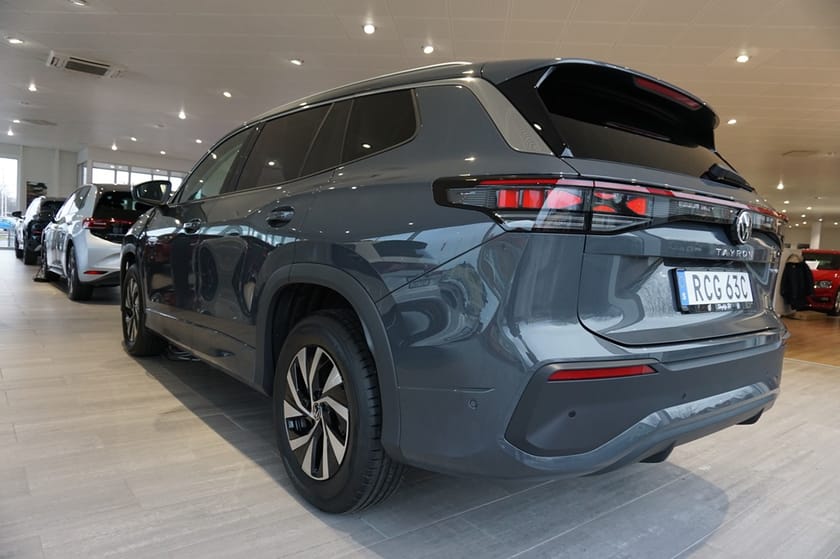 Bild 2 av Volkswagen Tayron eHybrid Life 204 HK