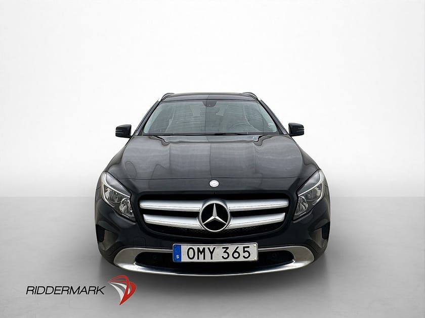 Bild 2 av Mercedes-Benz GLA 250 4MATIC 211hk Farthållare Navi DRAG