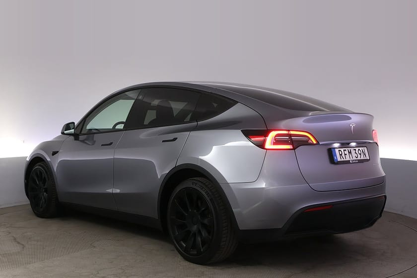 Bild 4 av Tesla Model Y Long Range AWD Uppgr. Autopilot Pano Drag 20"