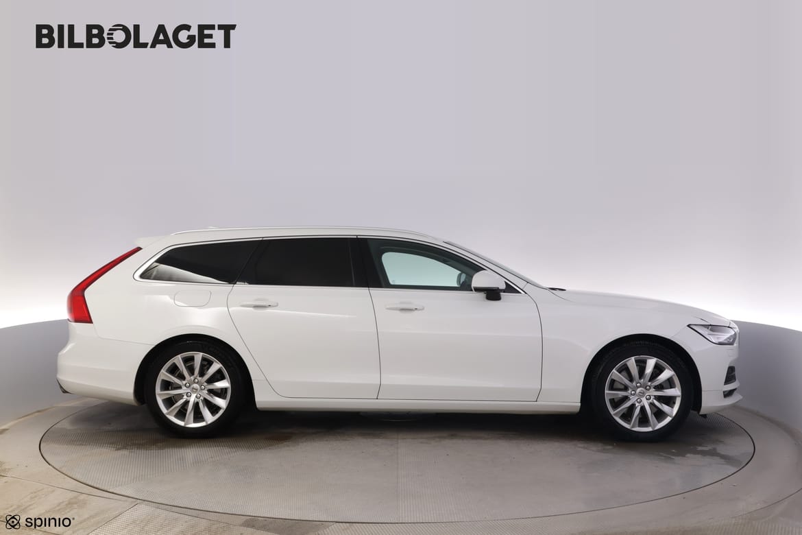Volvo V90 2018 - miniatyr 2