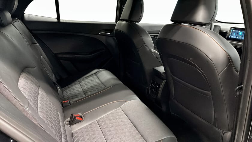 Bild 5 av MG 3 Hybrid+ MG3 LUX HEV 1.5 AT (BLACK) - PEBBLE BLACK