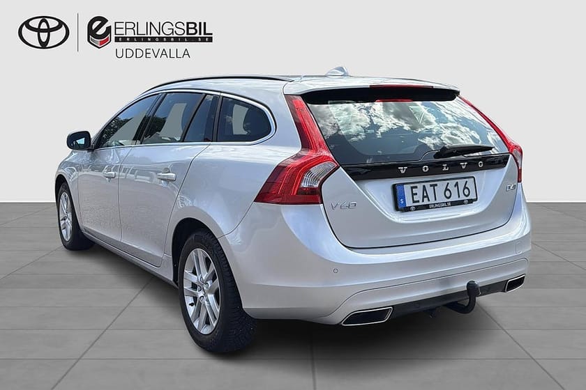Bild 2 av Volvo V60 D4 Classic Momentum / Drag / V-Hjul / 1-Ägare