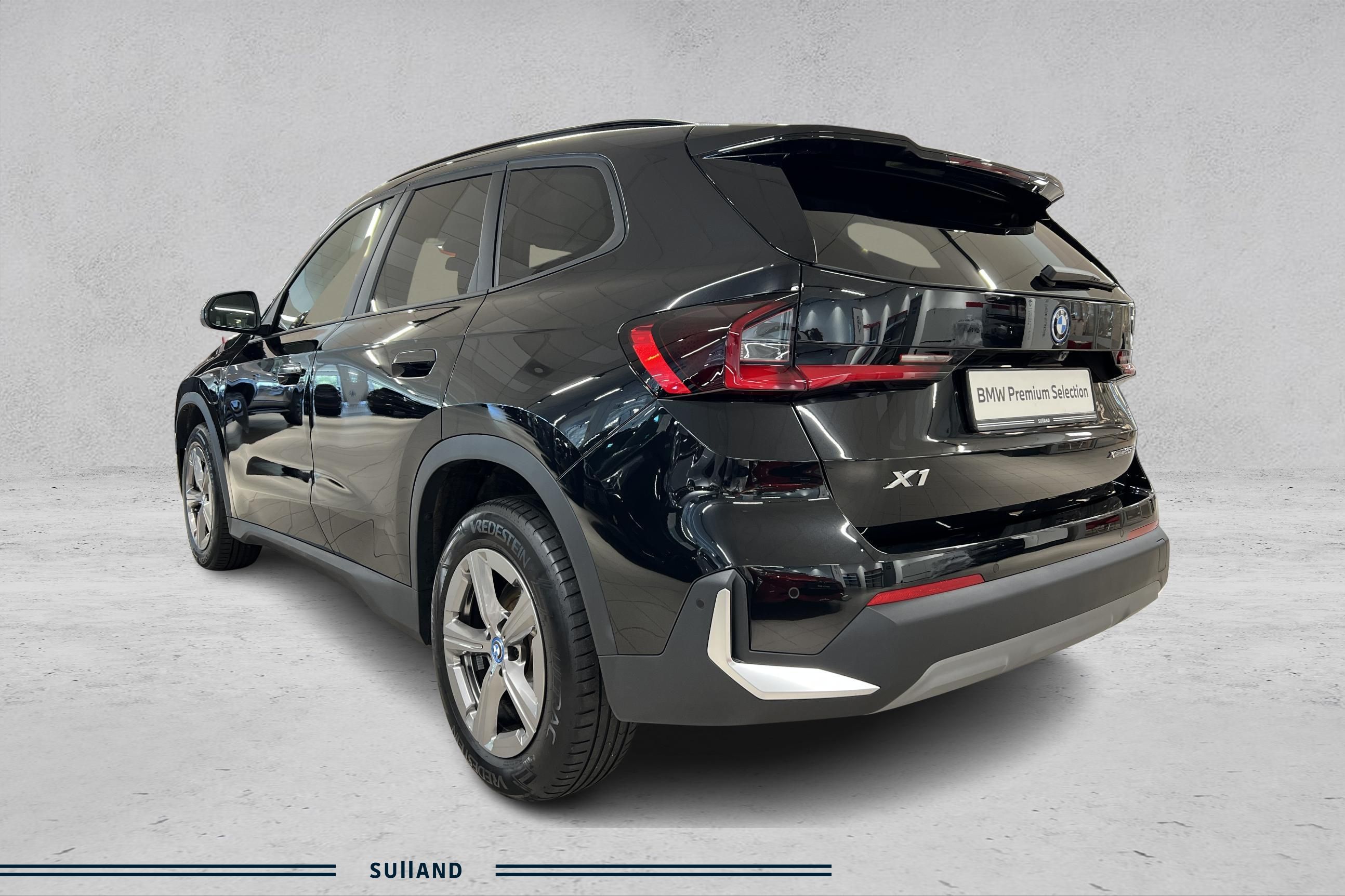 Thumnail bilde 2 av BMW X1 xDrive25e