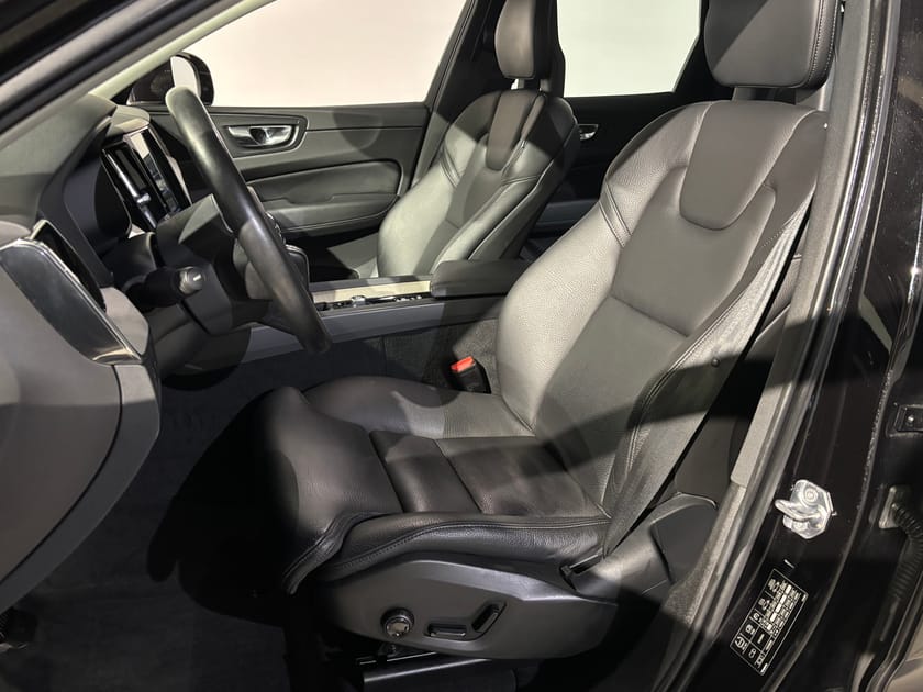 Bild 5 av Volvo XC60 D4 AWD Inscription | Dragkrok | Nyservad |