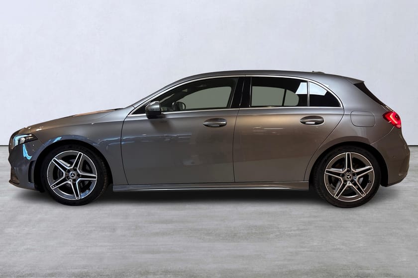 Bild 2 av Mercedes-Benz A 200 AMG-line