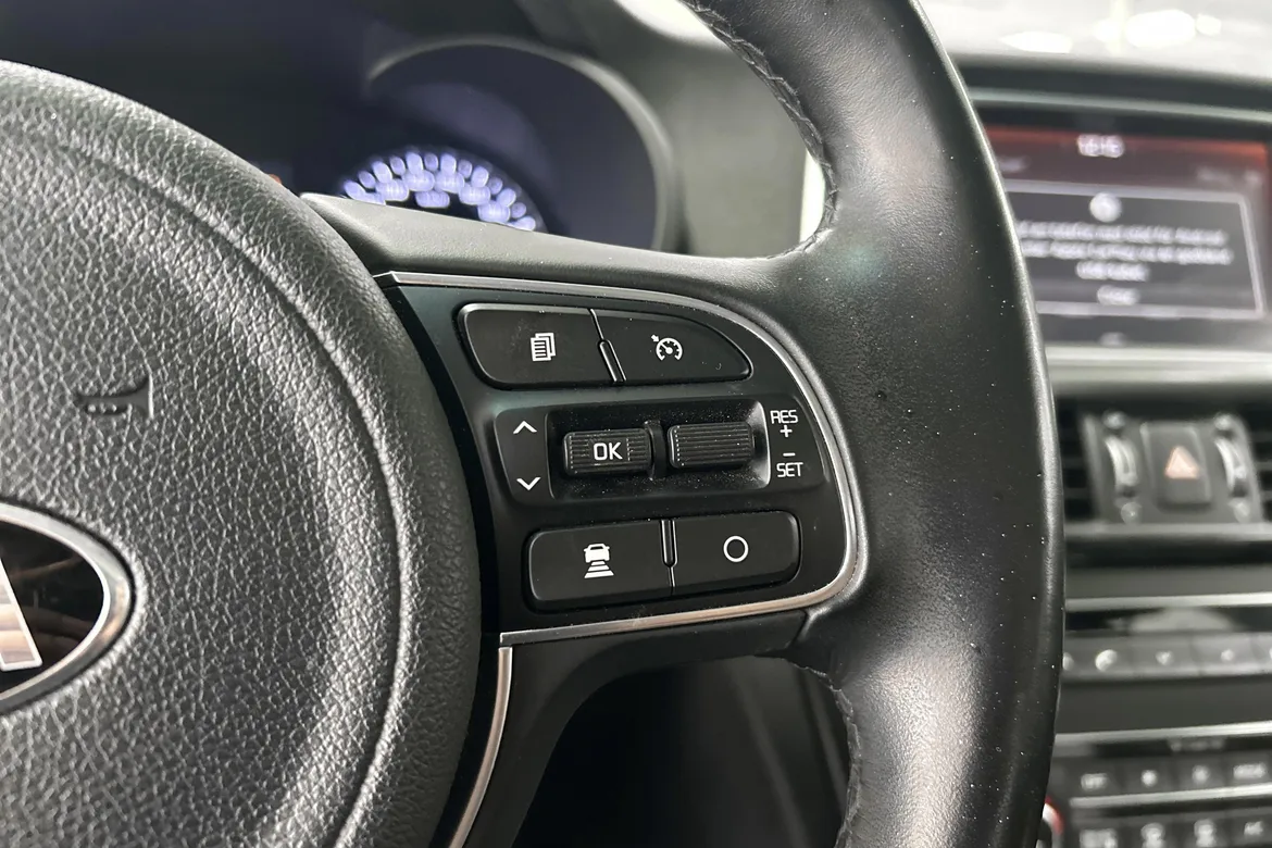 picture of a car