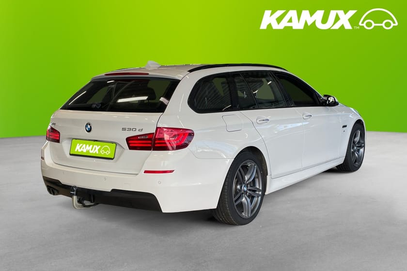Bild 4 av BMW 530d xDrive Touring M Sport Innovation Pano HuD B-Kamera H/K Värmare Drag