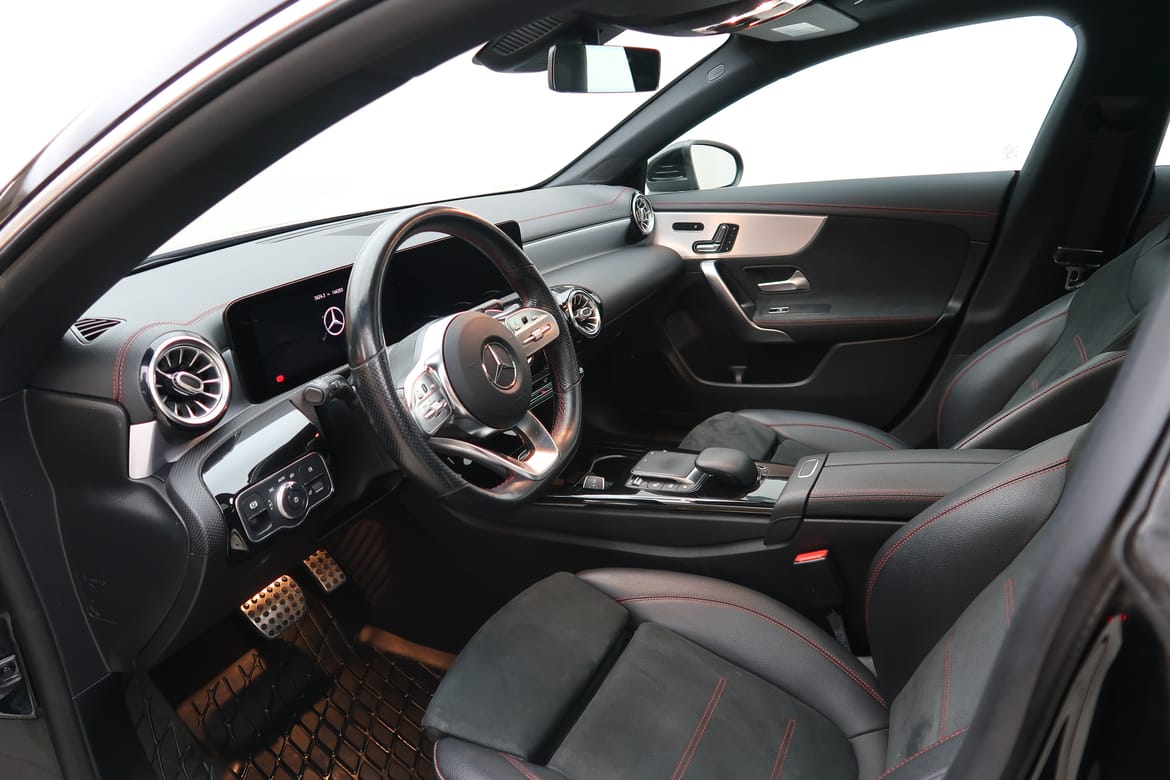 Mercedes-Benz CLA 2021 - miniatyr 4