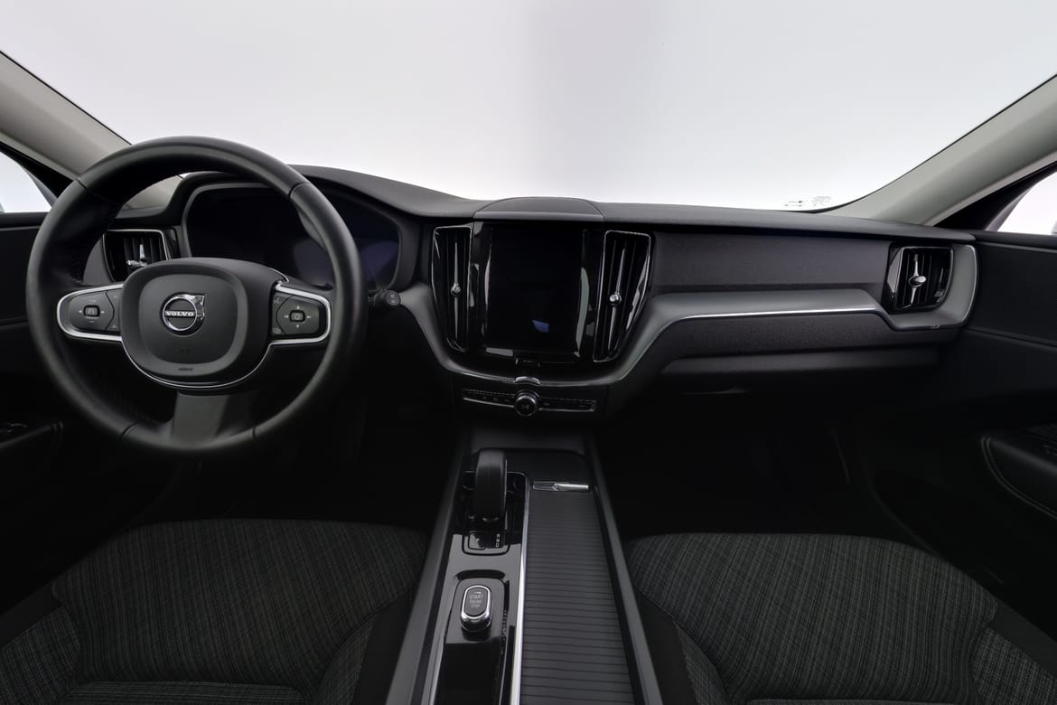 Volvo XC60 2023 - miniatyr 7