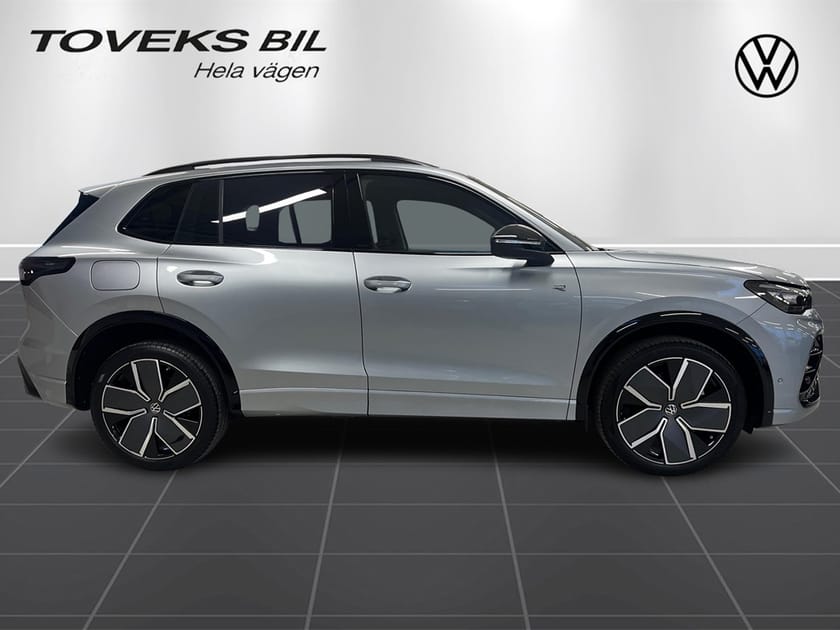 Bild 2 av Volkswagen Tiguan eHybrid R-LINE 272 HK DSG6