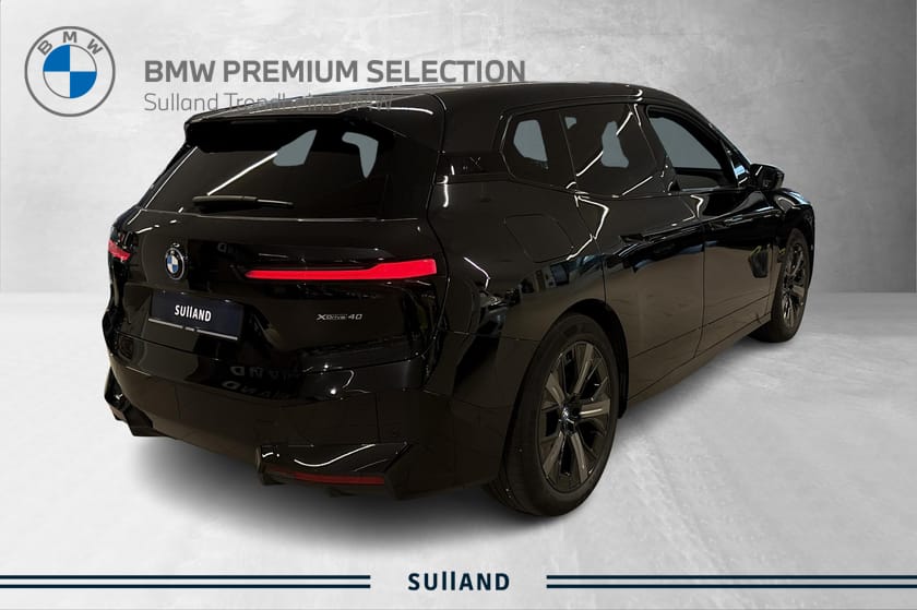Bilde 5 av BMW iX xDrive40 IX40/Fully Charged/Serviceavtale/Panorama/Krok/ACC/HUD