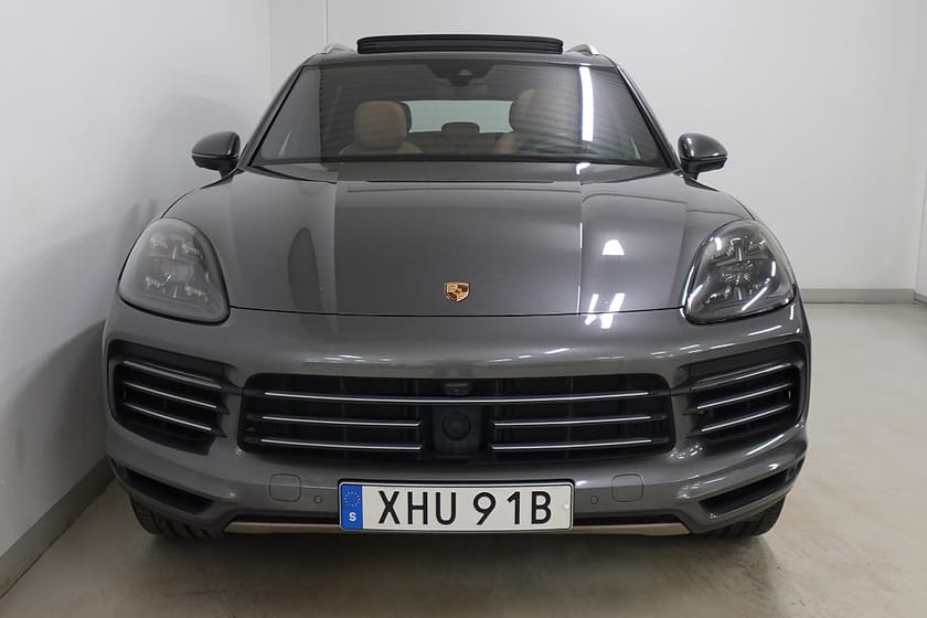 Bild 2 av Porsche Cayenne E-Hybrid PDLS+ PASM NightV Drag 1äg BOSE Soft C AdaptF