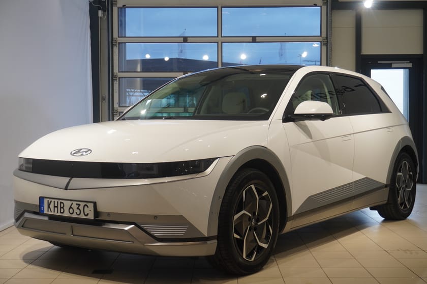 Bild 1 av Hyundai Ioniq 5 77kWh AWD Advanced Avtagbar Drag Pano 360 Bose