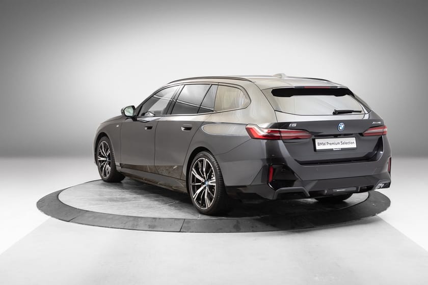 Bilde 3 av BMW i5 xDrive40 Touring Fully Charged Premium E (K)