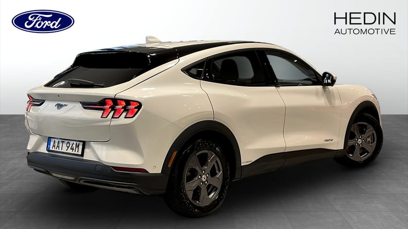 Bild 2 av Ford Mustang Mach-E Standard Range RWD SR 269H Teknikpaket PL från: 4695kr/mån