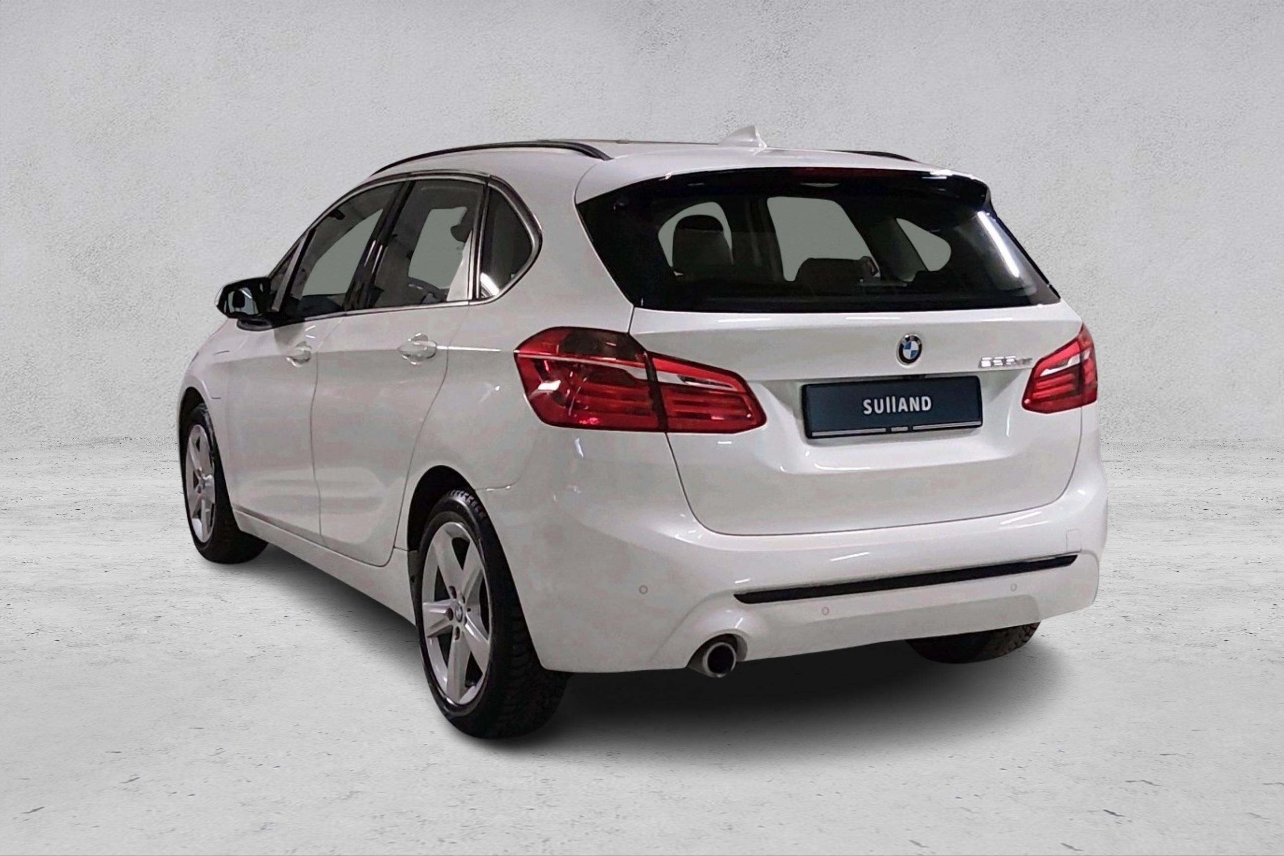 Thumnail bilde 2 av BMW 225xe Active Tourer